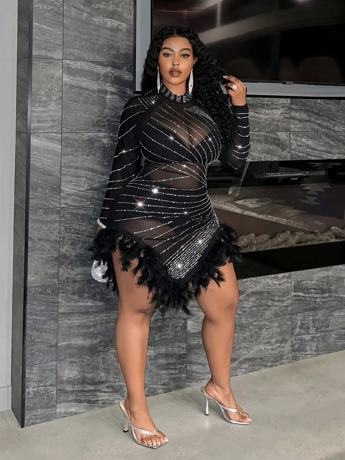 Slaydiva Plus Size Rhinestone Feather Mini Dress for Party Nightclub