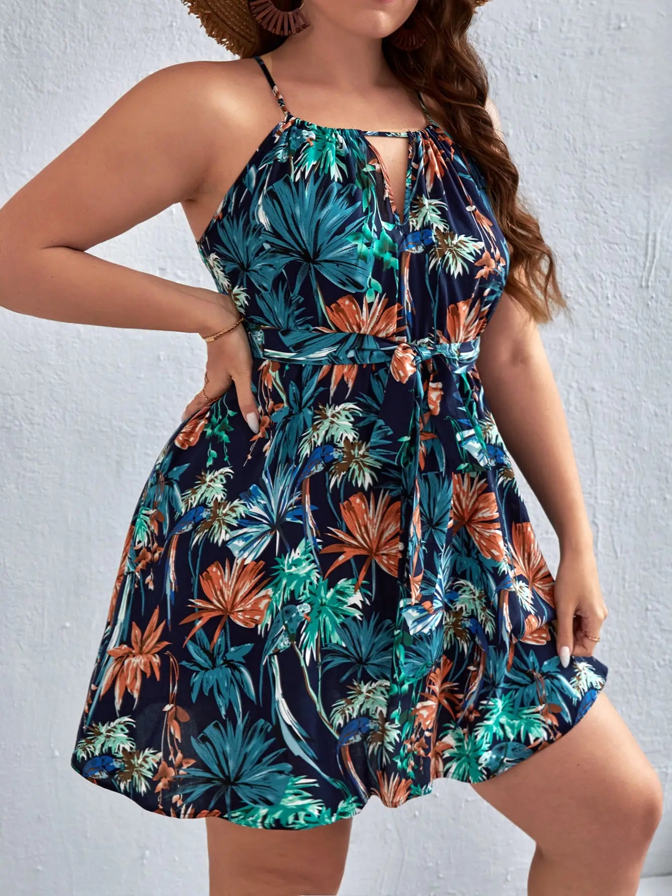 Plus Size Tropical Print Halter Neck Sundress with Front Cutout and Tie Waist, Beach Holiday Boho Dress