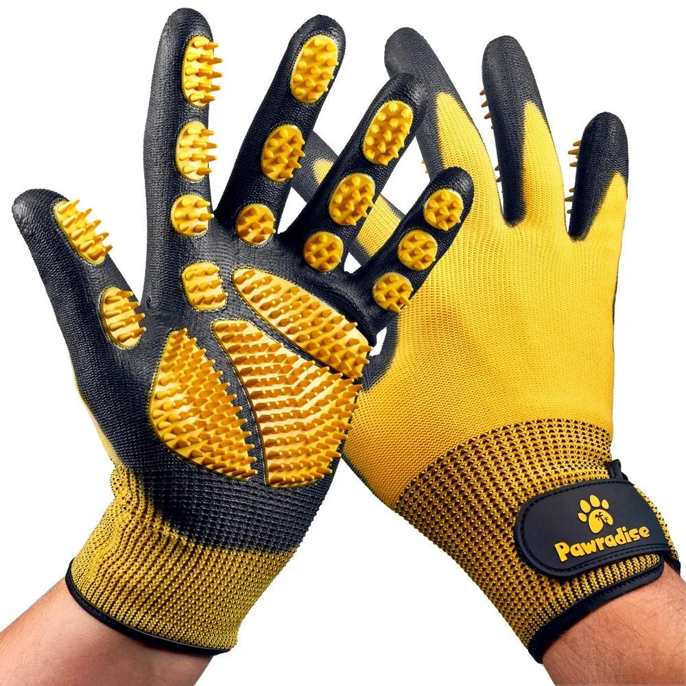 Pet Grooming and Bathing Gloves - Effective Pet Hair Remover for Cats, Dogs & Horses - Long & Short Fur - Deshedding Gloves