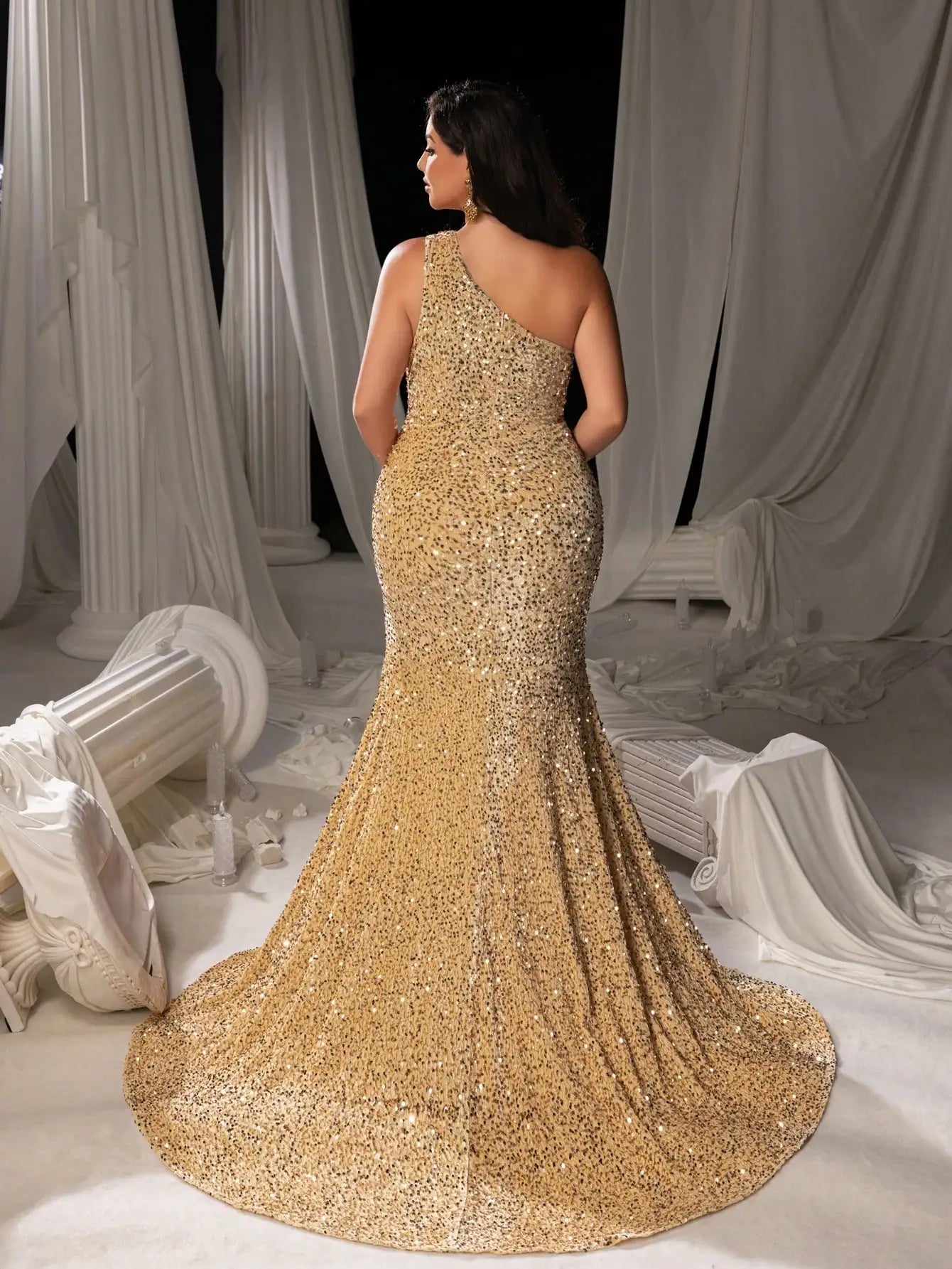 Plus Size One Shoulder Slit Mermaid Sequin Evening Dress for Formal Events